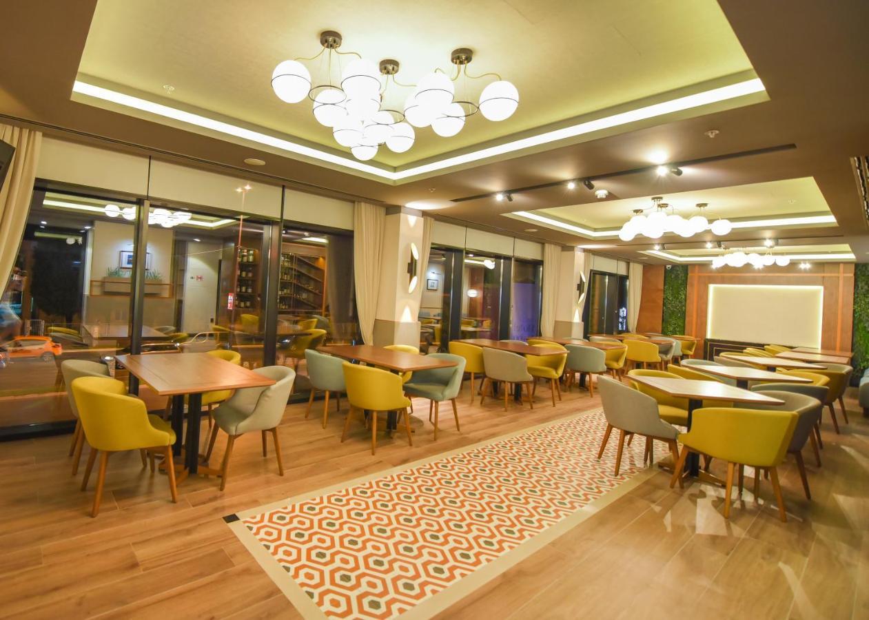 Hotel Union Podgorica Exterior photo
