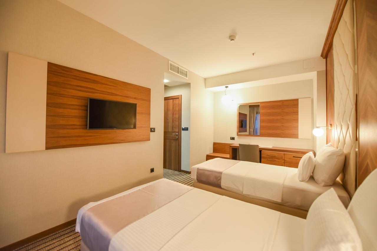 Hotel Union Podgorica Exterior photo