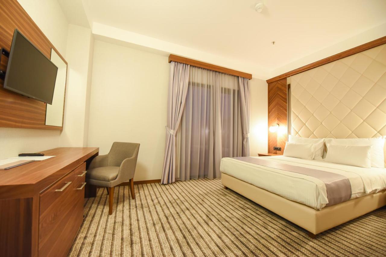 Hotel Union Podgorica Exterior photo