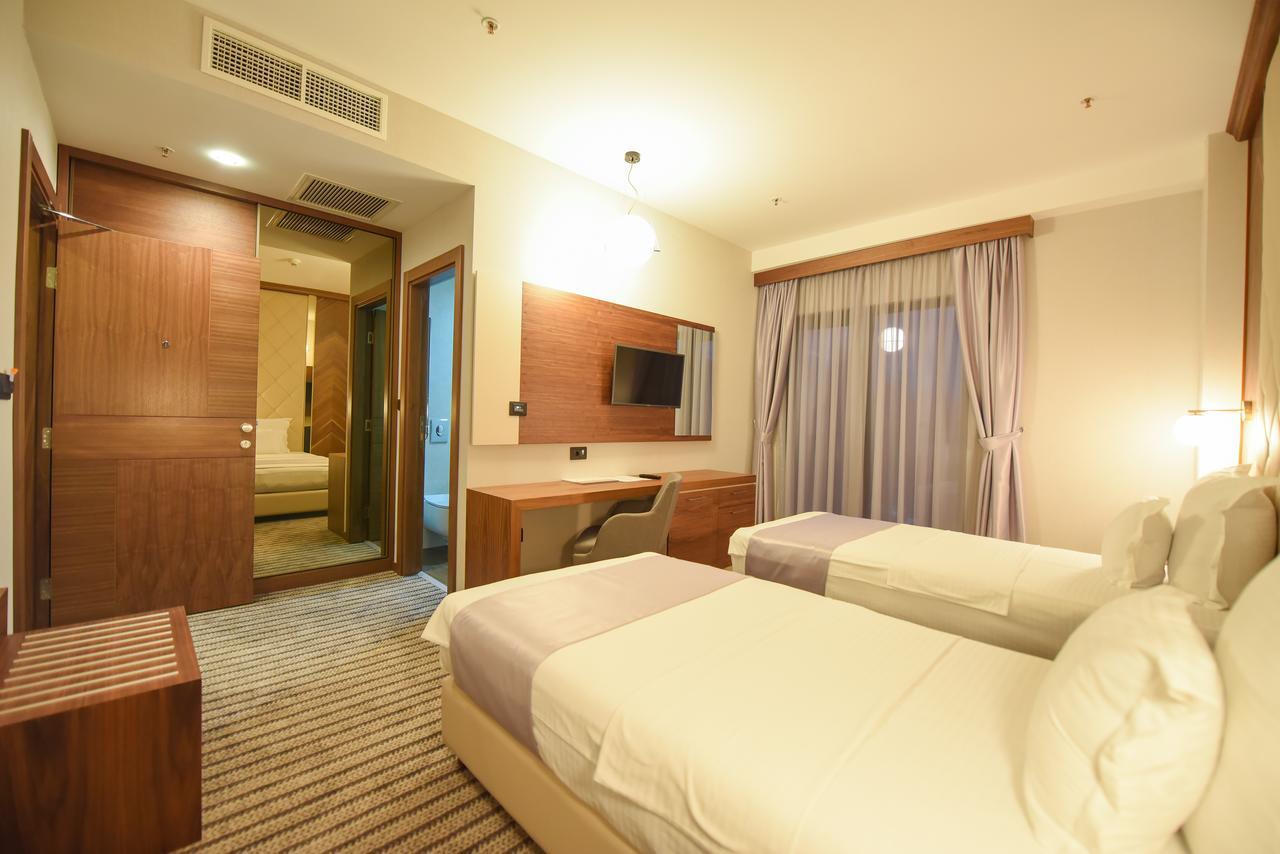 Hotel Union Podgorica Exterior photo