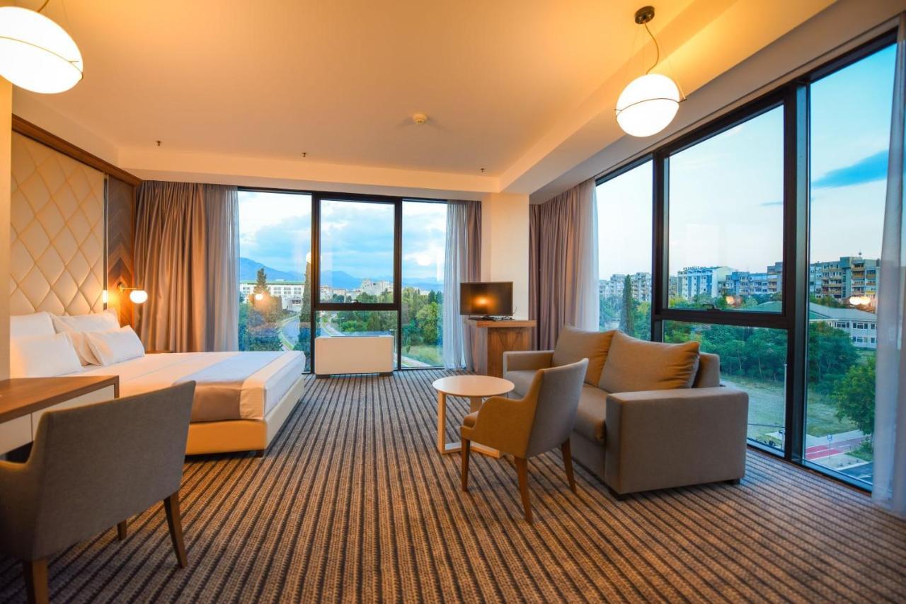 Hotel Union Podgorica Exterior photo